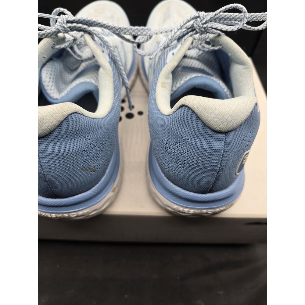 New Balance Women's FF‎ 680 V7